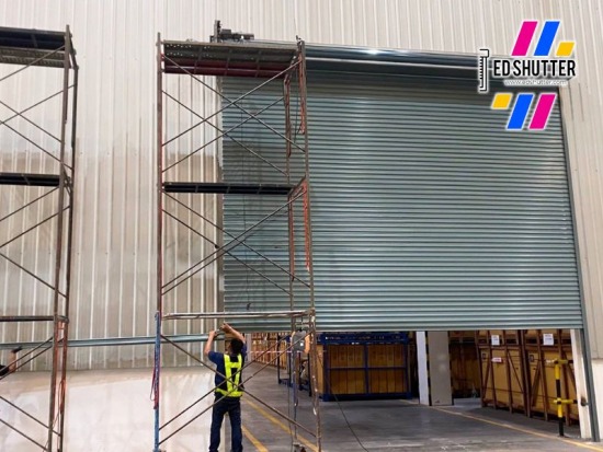 บริการเปลี่ยนอะไหล่ประตูม้วนไฟฟ้า